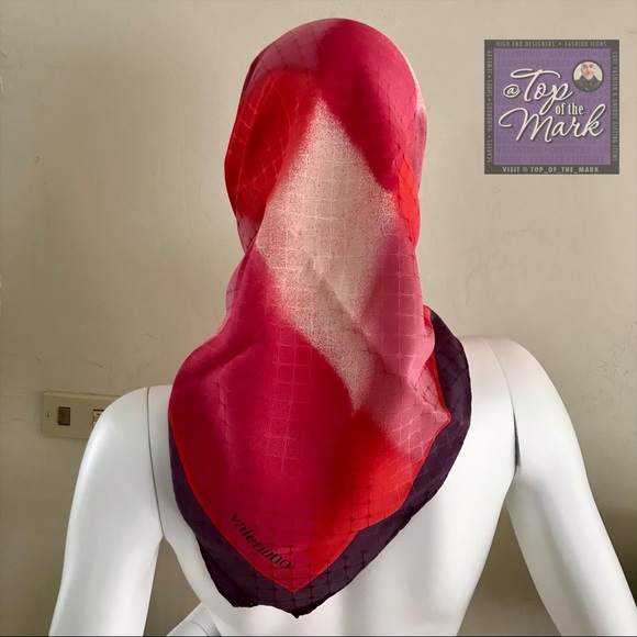VALENTINO Silk Scarf Geometric VINTAGE - Picture 6 of 14
